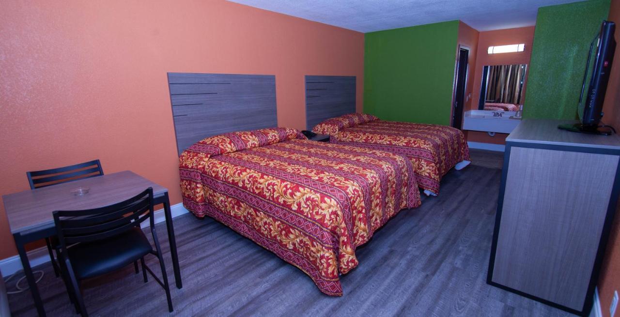 Cypress Inn & Suites Houston Ngoại thất bức ảnh